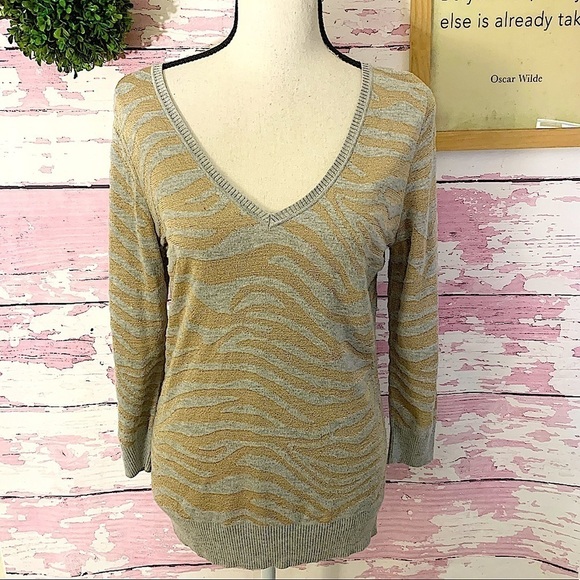 CACHE Vneck Gray Gold Metallic Animal Print Sweater  lightweight size Medium - Picture 1 of 4
